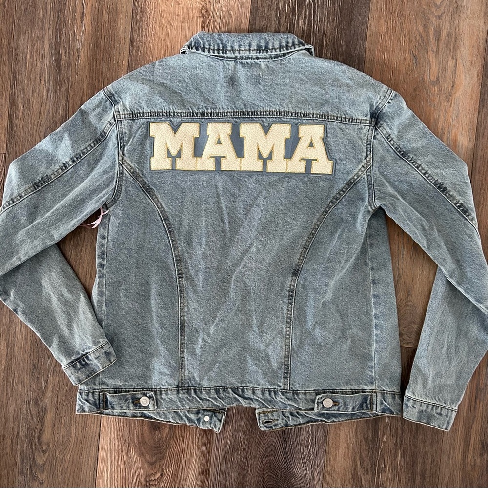 Light Wash Denim Jacket - Maternity MAMA